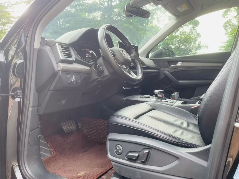 珠海19年奥迪Q56