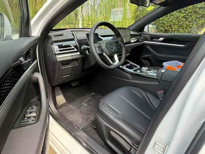 萍乡25年比亚迪秦4