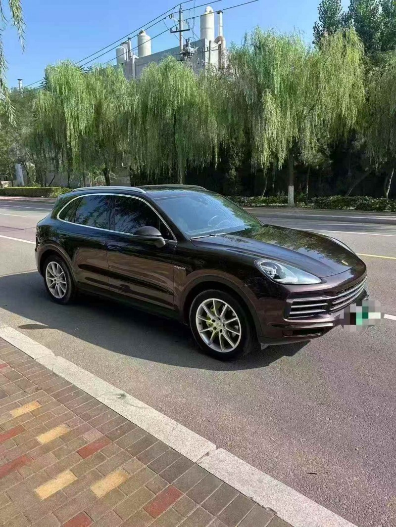 枣庄20年保时捷卡宴2