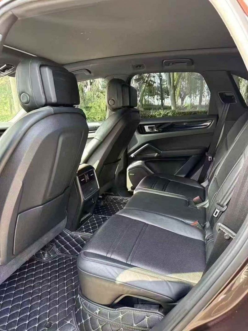 枣庄20年保时捷卡宴5