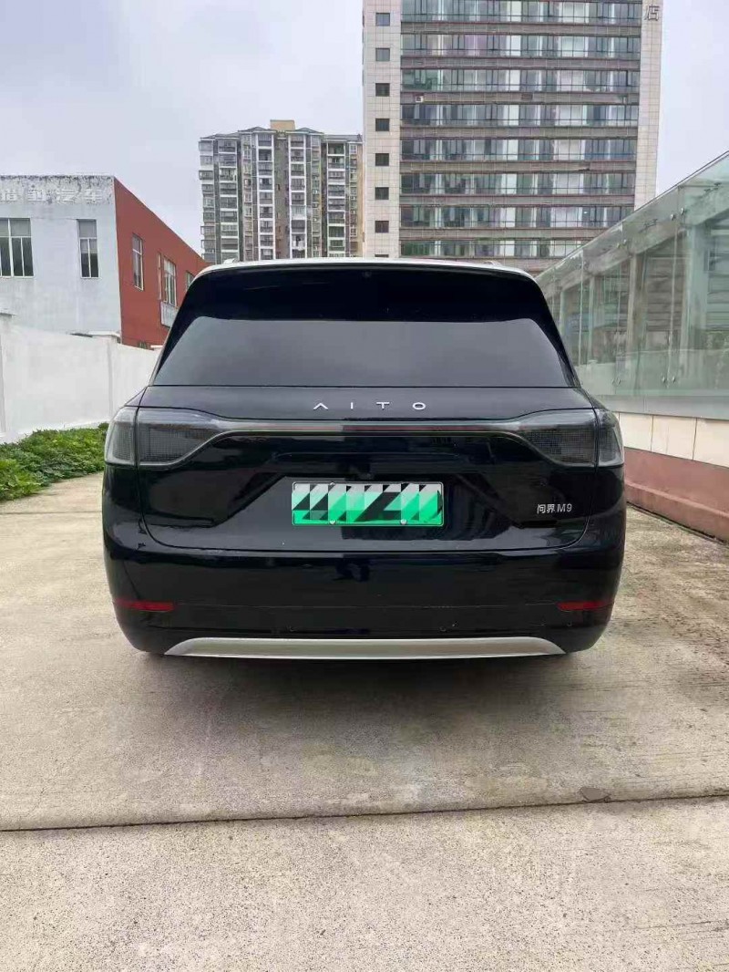 九江24年华为智选问界7