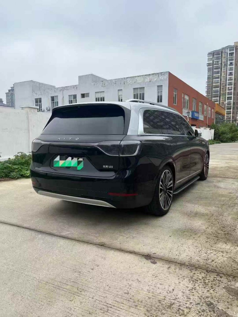 九江24年华为智选问界8