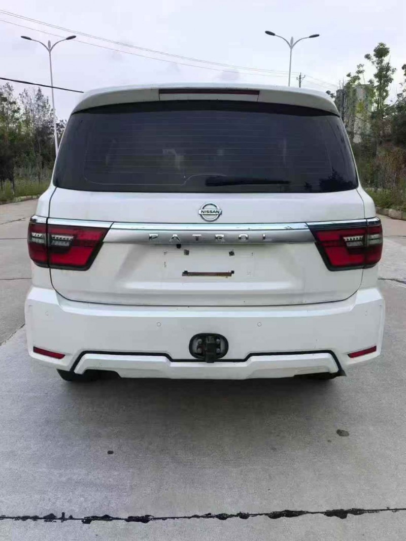 十堰21年日产途乐9