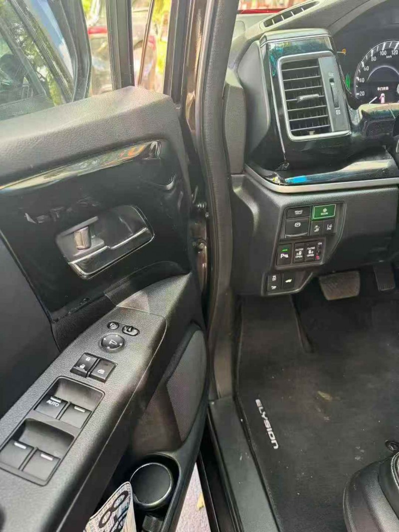 邯郸19年本田艾力绅4