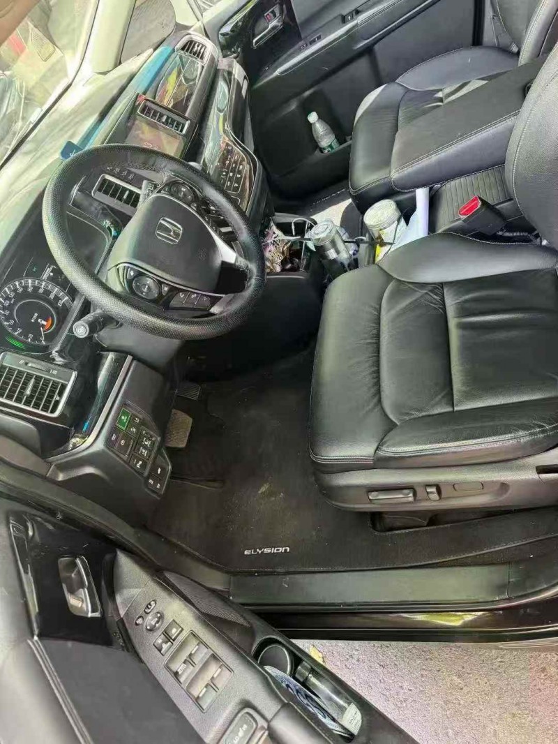 邯郸19年本田艾力绅8