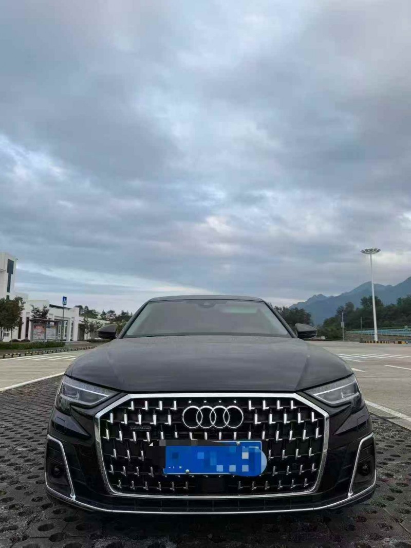 重庆24年奥迪A8L1