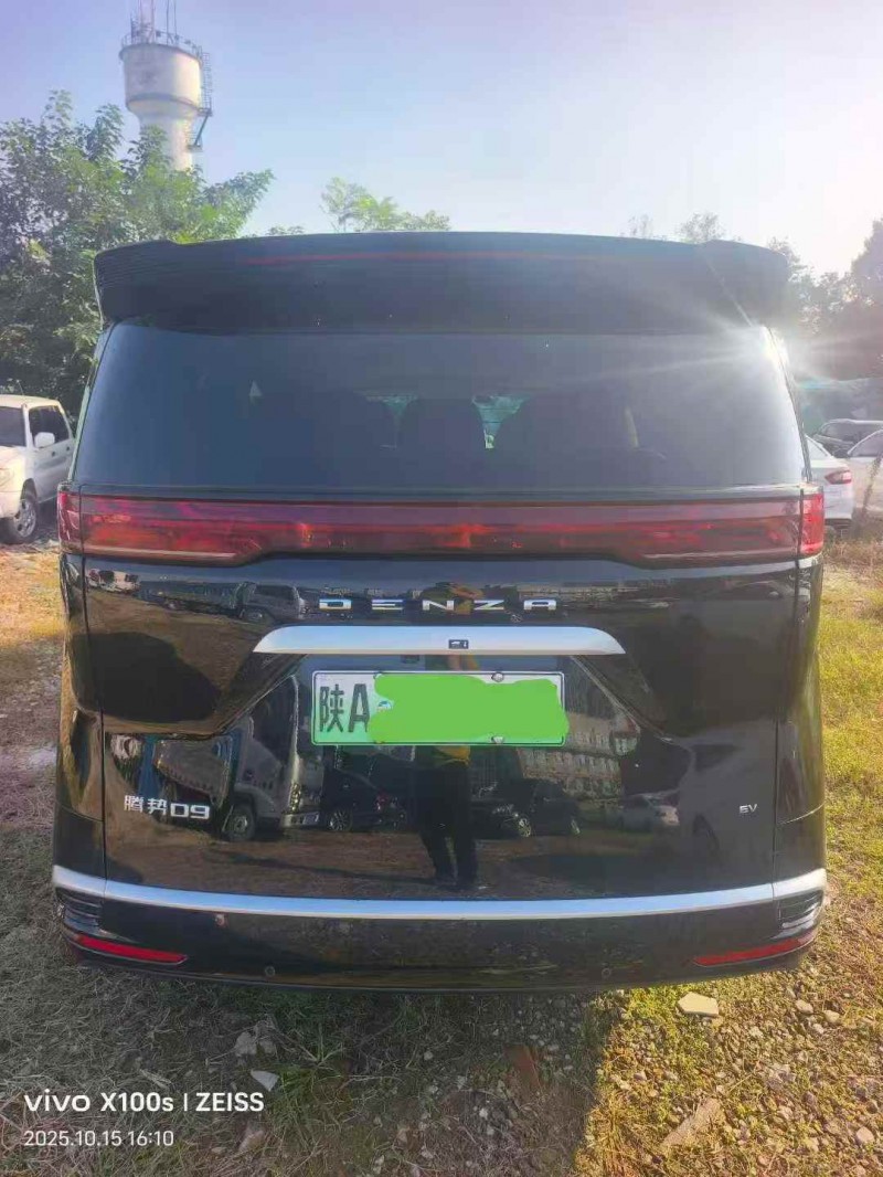 汉中24年腾势D99