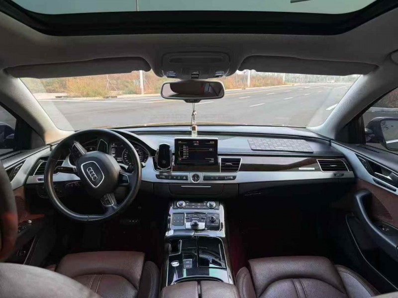 邯郸15年奥迪A8L5