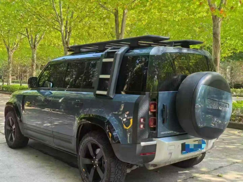 东营22年路虎卫士8