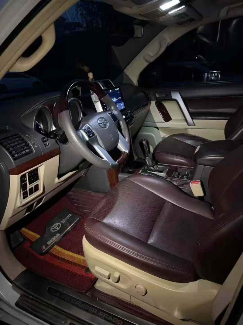 邢台17年丰田普拉多2