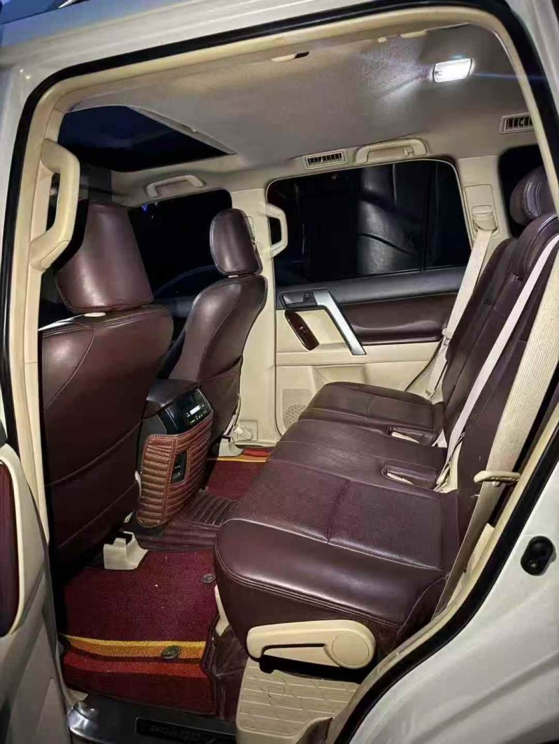 邢台17年丰田普拉多3