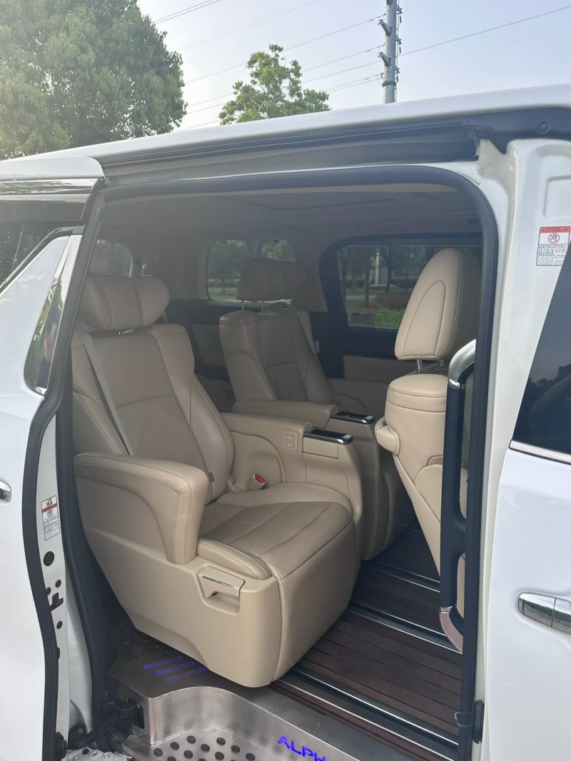 常州16年丰田埃尔法7