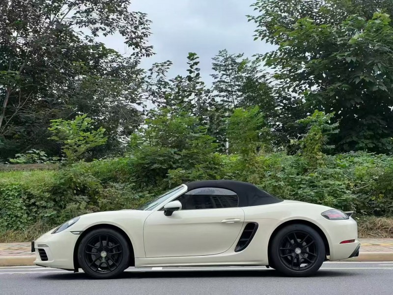 平顶山18年保时捷7184