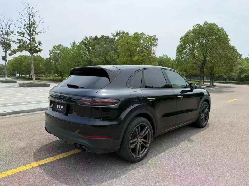 常州19年保时捷卡宴7