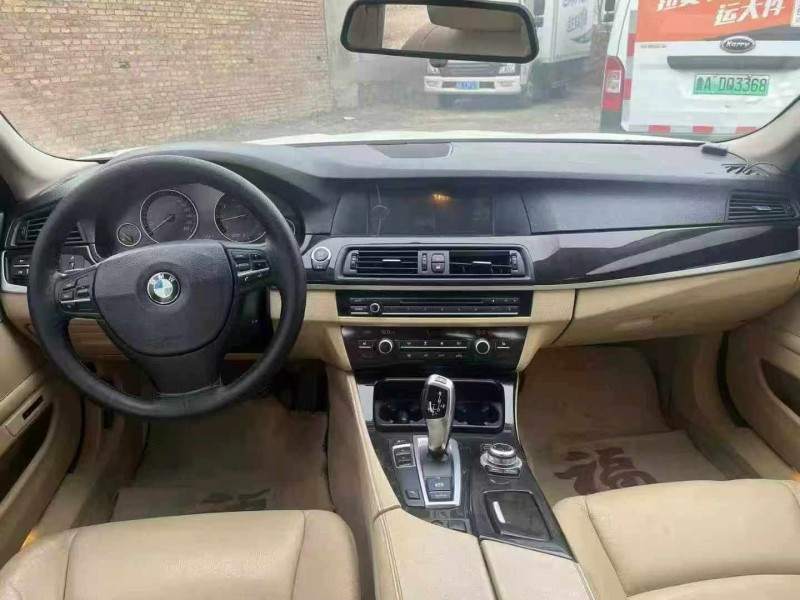 保定13年宝马5系3