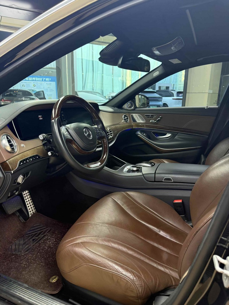 鹰潭16年奔驰迈巴赫S级5