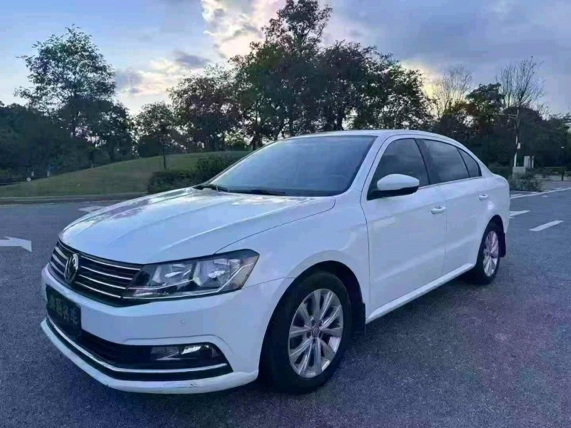 九江18年大众朗逸2