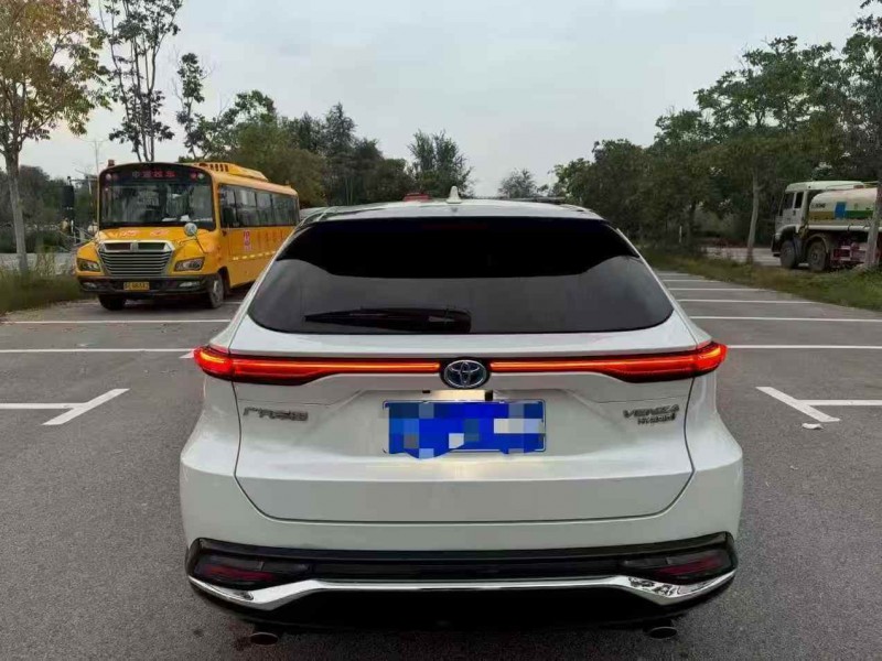 枣庄23年丰田威飒8