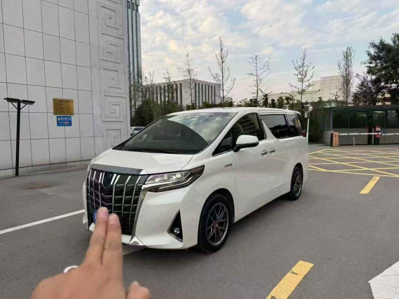 枣庄19年丰田埃尔法2