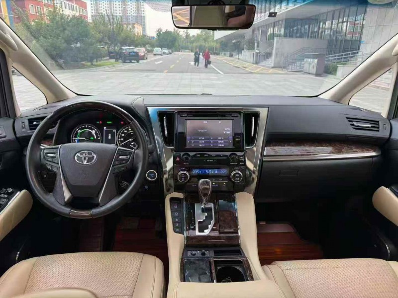 枣庄19年丰田埃尔法6