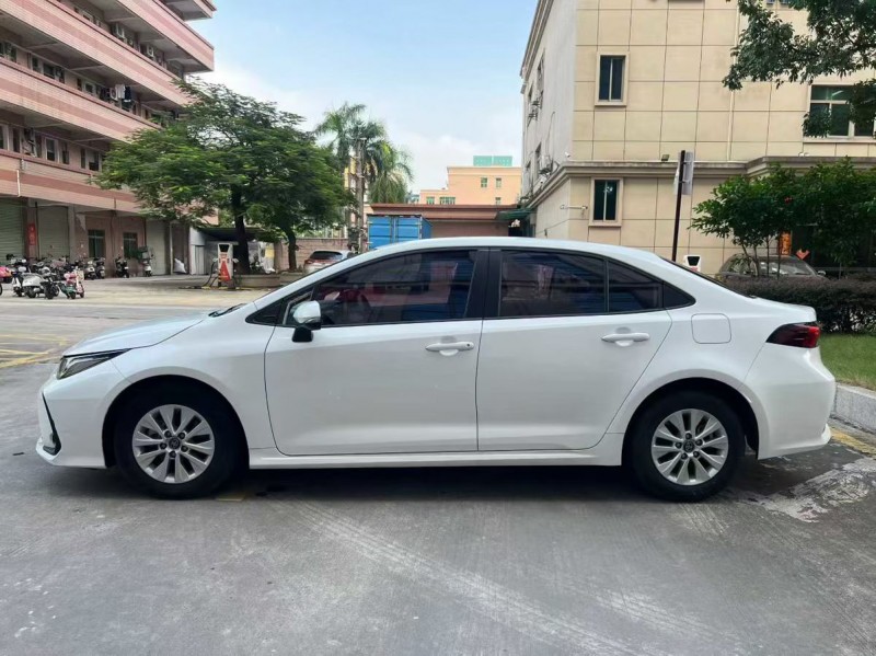 东莞22年丰田卡罗拉3