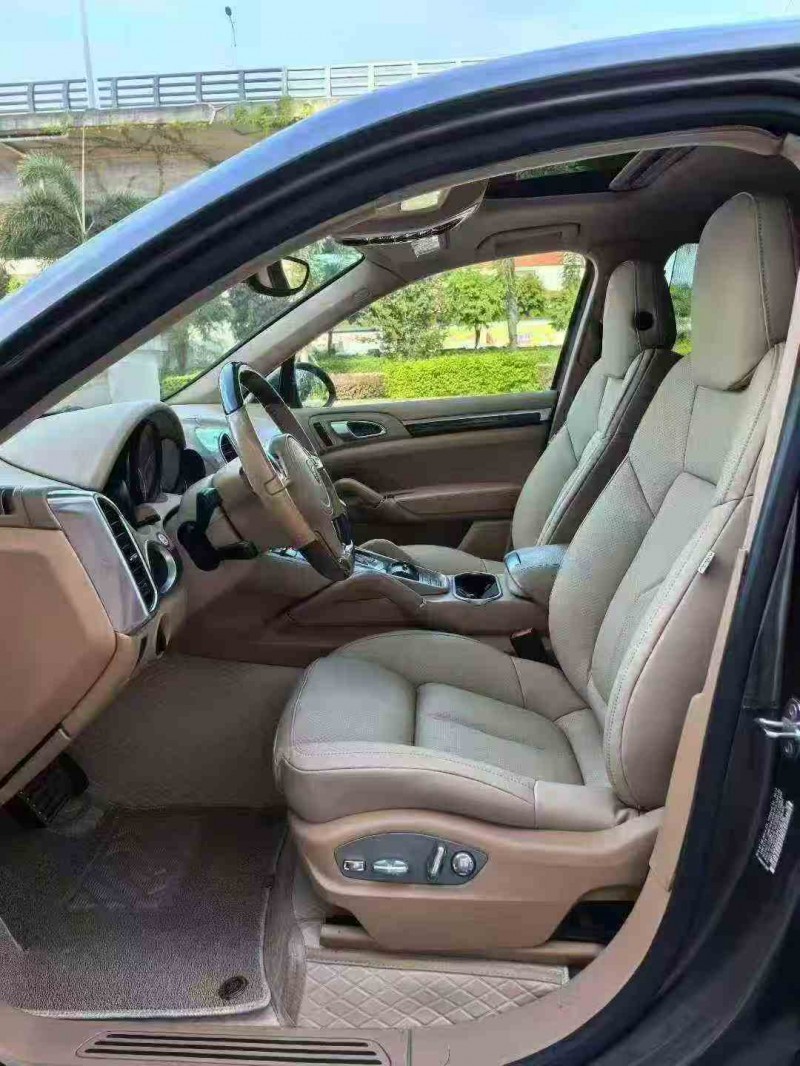 莆田15年保时捷卡宴6