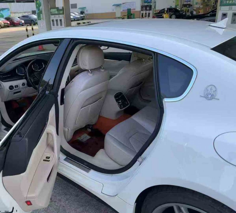 珠海17年玛莎拉蒂总裁5