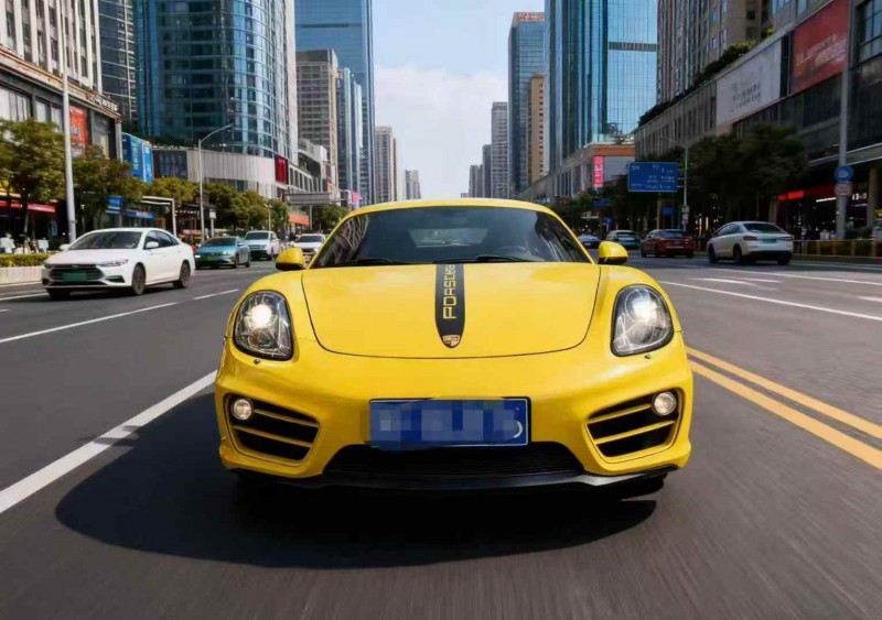 唐山14年保时捷卡曼1