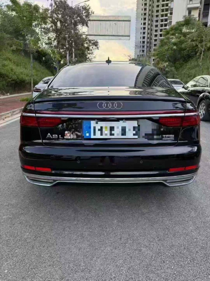 梧州20年奥迪A8L9