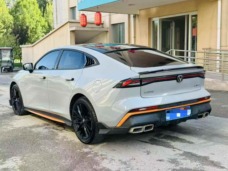 淄博24年长安汽车UNI7