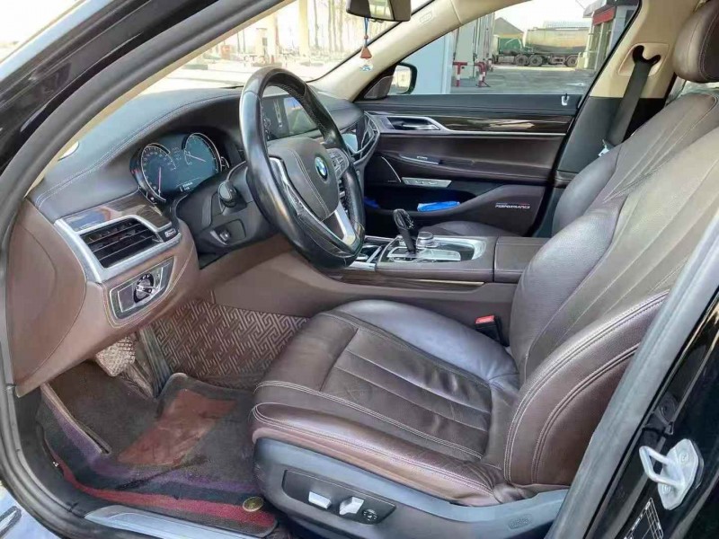 潍坊17年宝马7系4