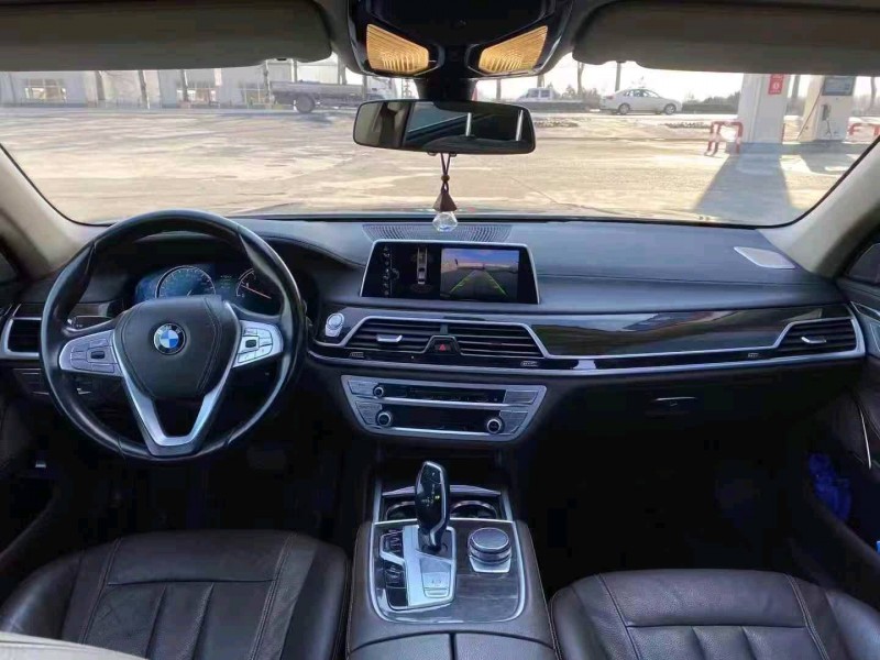 潍坊17年宝马7系5