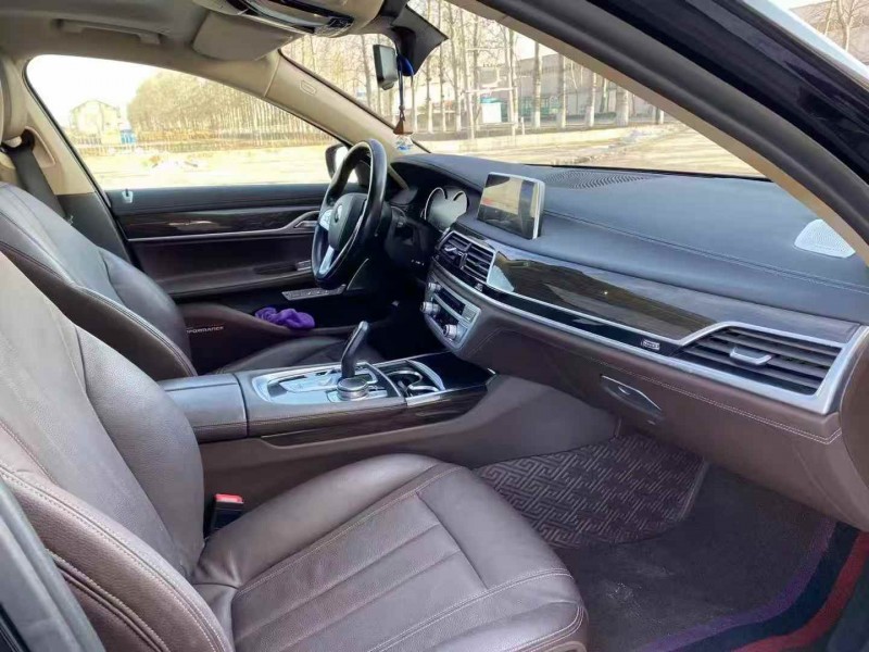 潍坊17年宝马7系6