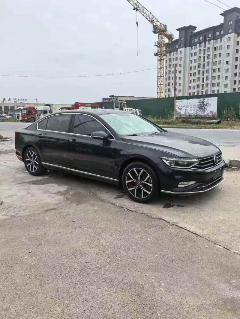 枣庄21年大众迈腾2