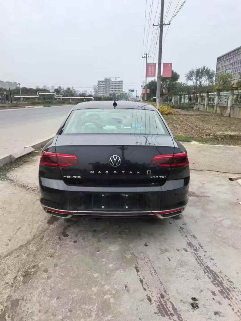 枣庄21年大众迈腾8