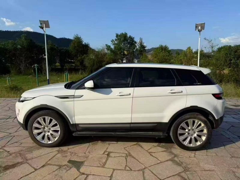 江门16年路虎极光9