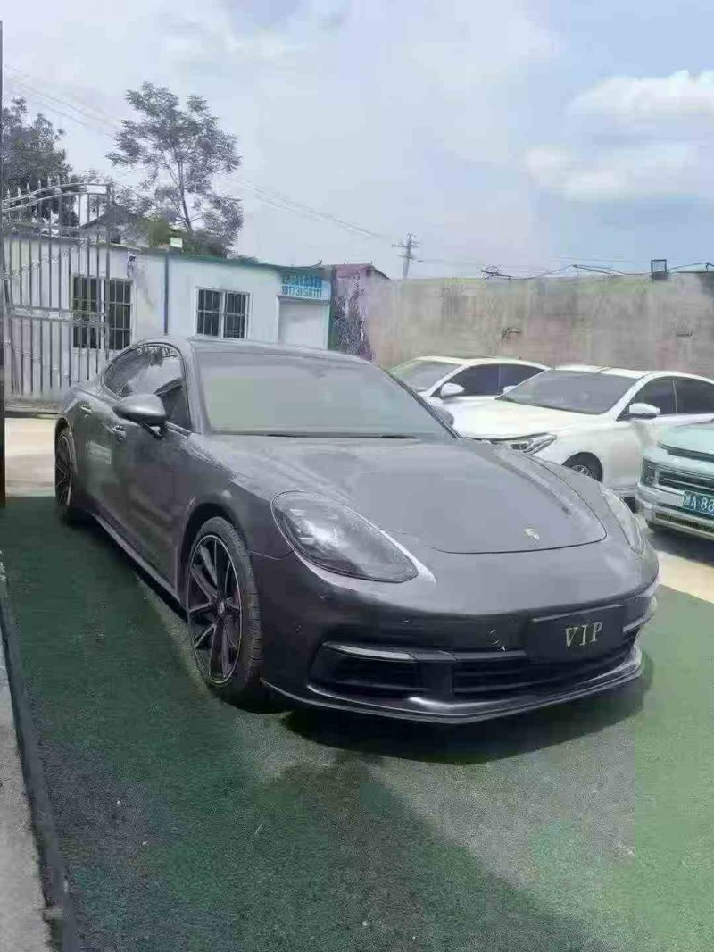 邵阳17年保时捷帕拉梅拉2