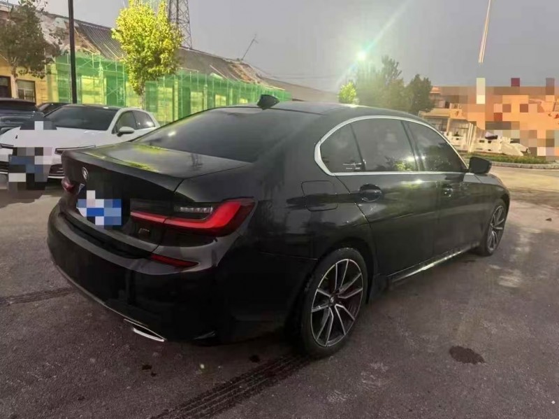 菏泽22年宝马3系8