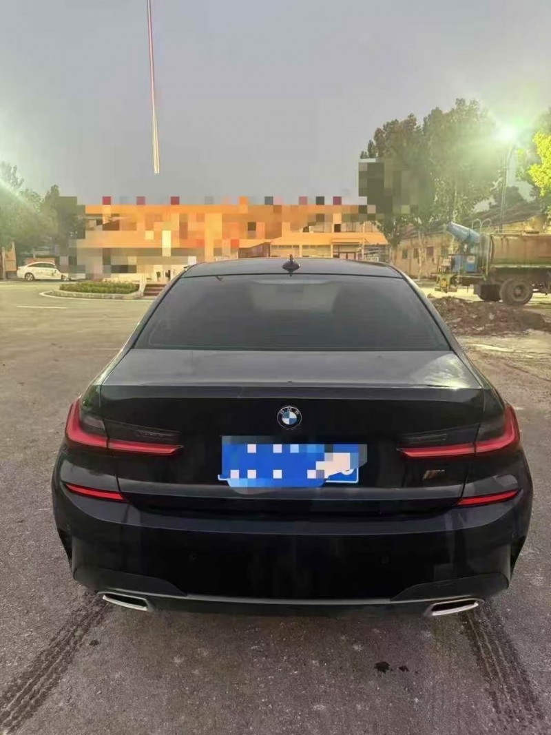 菏泽22年宝马3系9