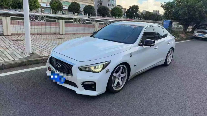 东莞18年英菲尼迪Q502