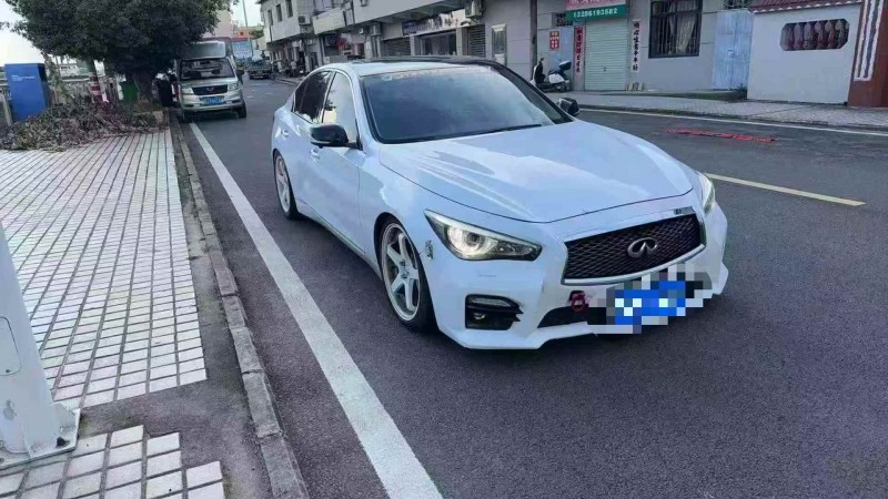东莞18年英菲尼迪Q503