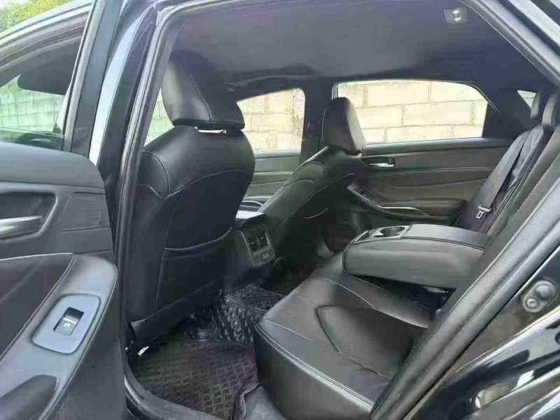 广州25年丰田亚洲龙4