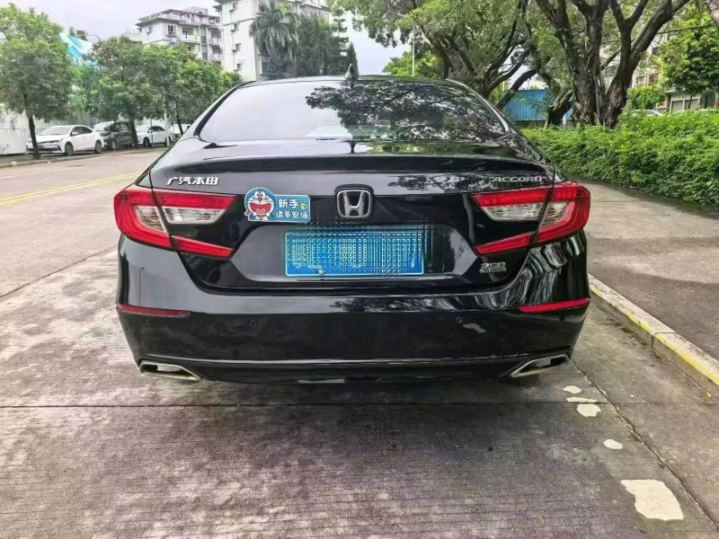 佛山19年本田雅阁7