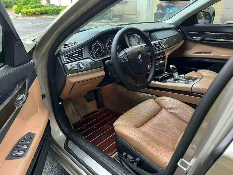 佛山20年宝马7系4