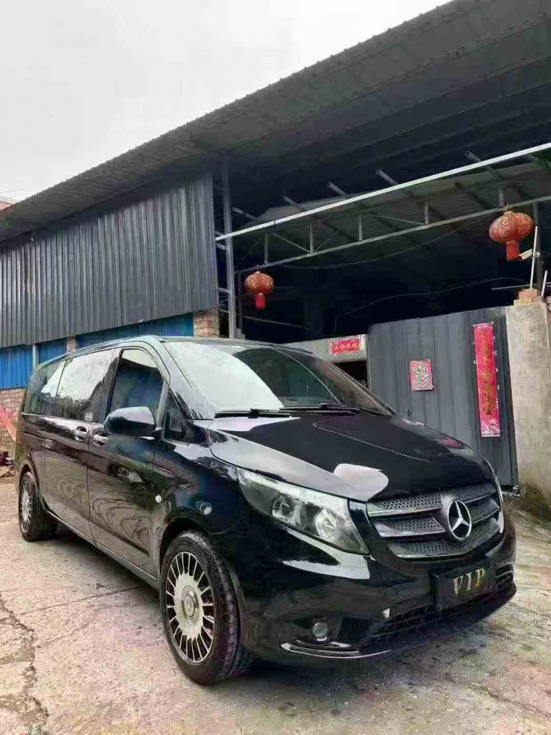 遂宁19年奔驰威霆3