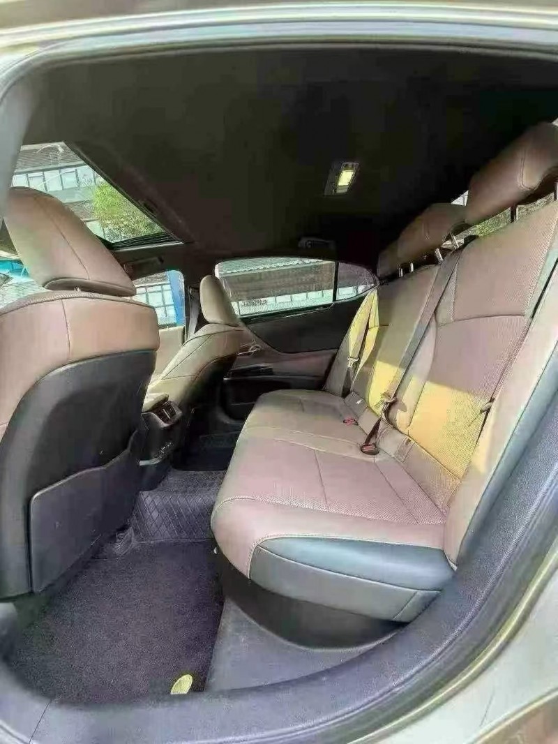 东莞23年雷克萨斯ES5