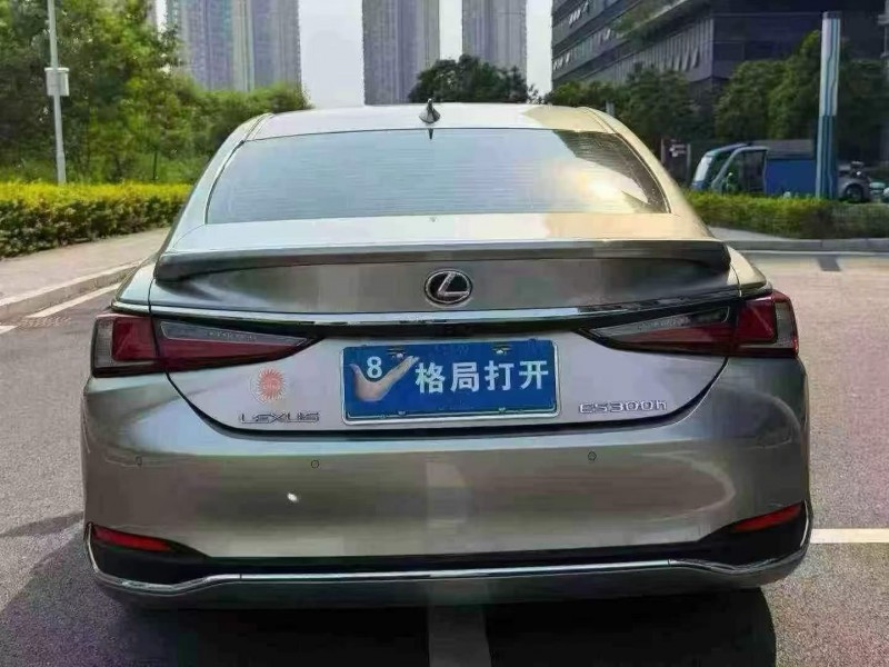 东莞23年雷克萨斯ES9