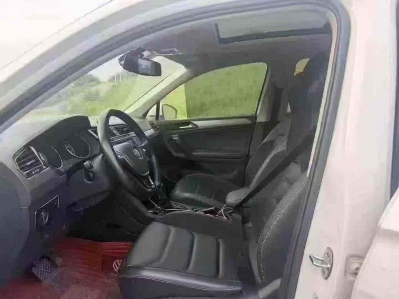 东莞18年大众途观5