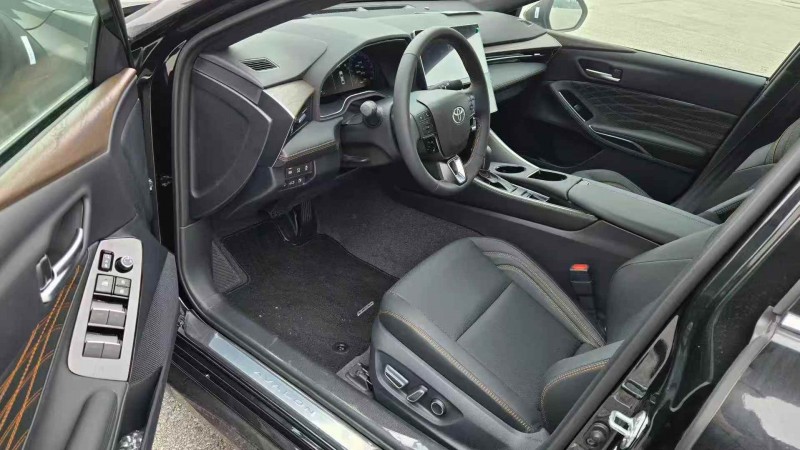 烟台25年丰田亚洲龙6