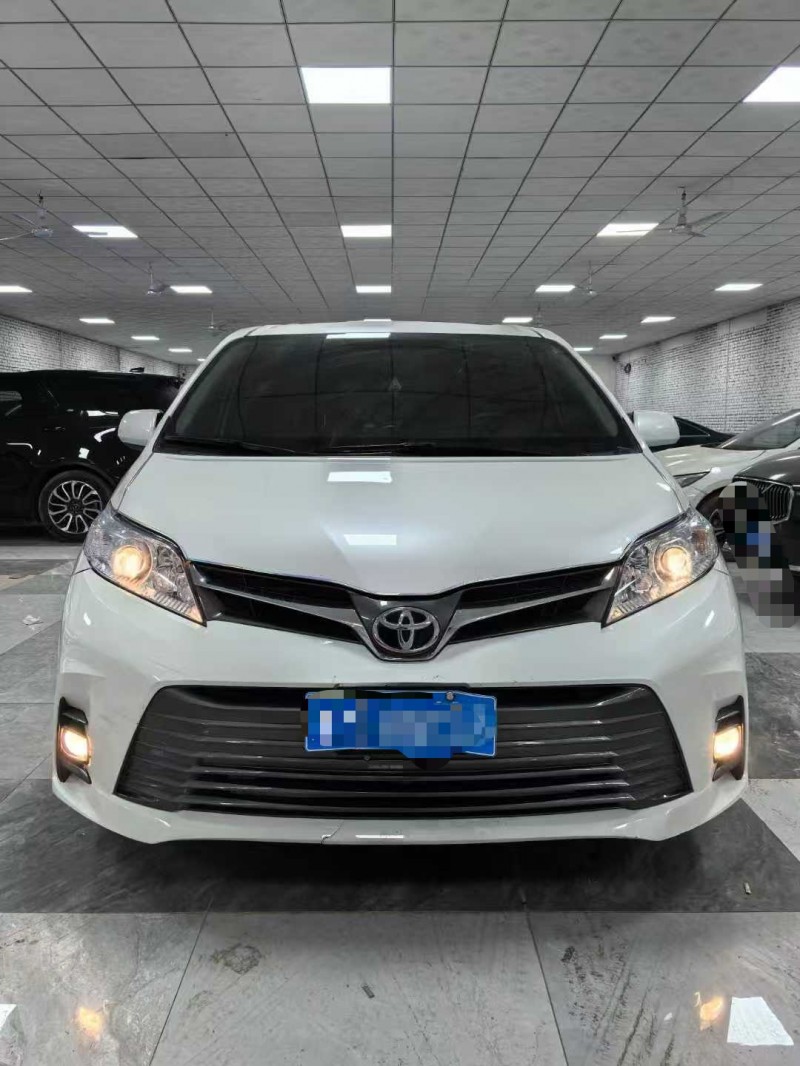 廊坊20年丰田塞纳1